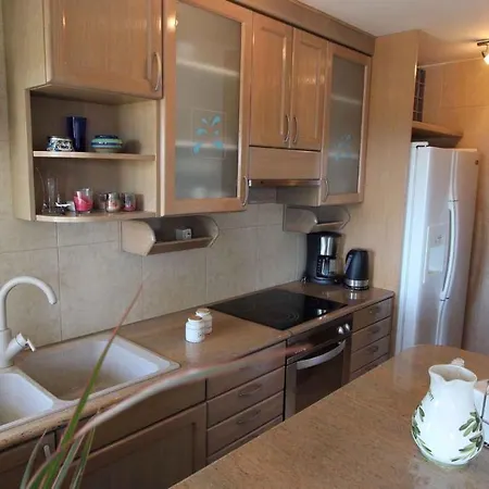 Apartment Malinska 7 דירה