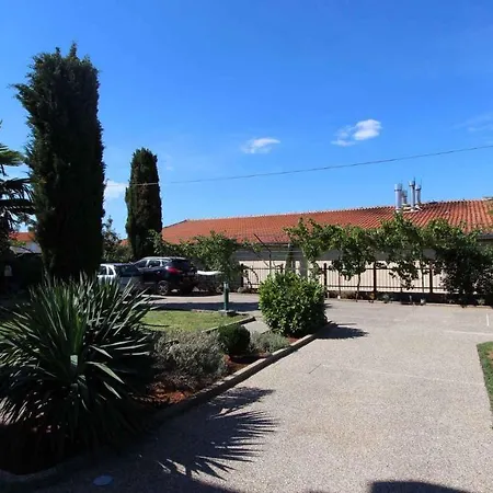 Apartment Malinska 7