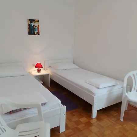 Apartment Malinska 7