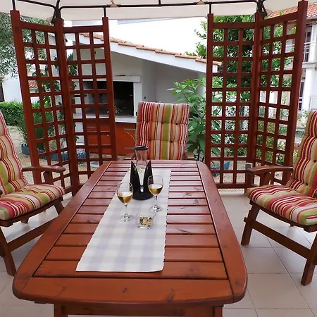 דירה Apartment Malinska 7 מאלינסקה