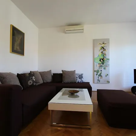 דירה Apartment Malinska 7 מאלינסקה